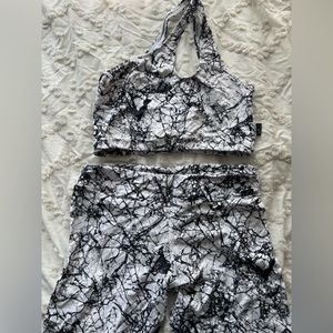 LiCi Fit Marble workout set